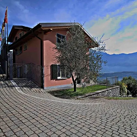 La Collina Degli Ulivi Apartman *