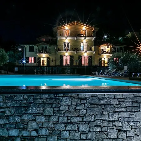 Апартаменты La Collina Degli Ulivi Веркана