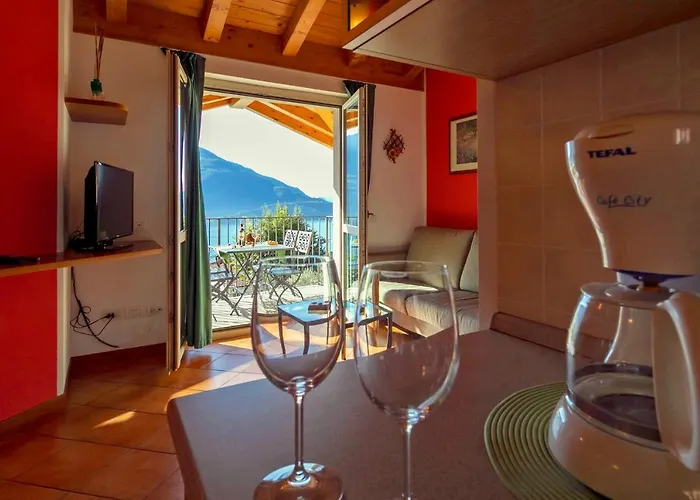 La Collina Degli Ulivi 아파트 베르카나