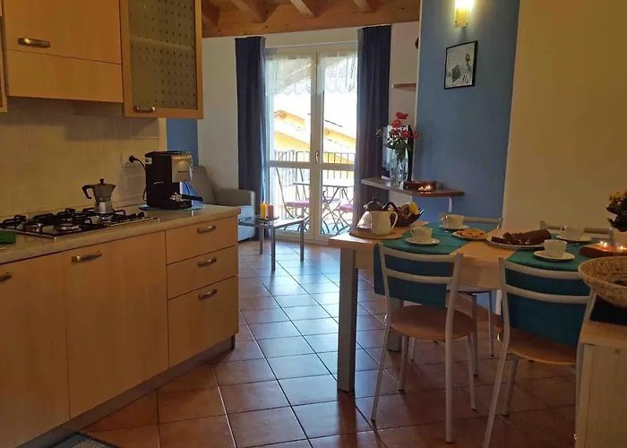 아파트 La Collina Degli Ulivi *