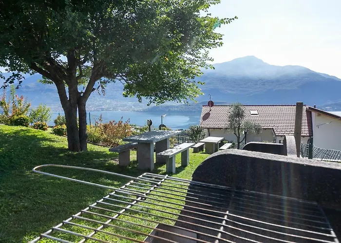 La Collina Degli Ulivi 아파트 베르카나